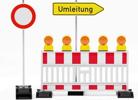 Das Bild zeigt verschiedene Verkehrsschilder die eine Vollsperrung darstellen